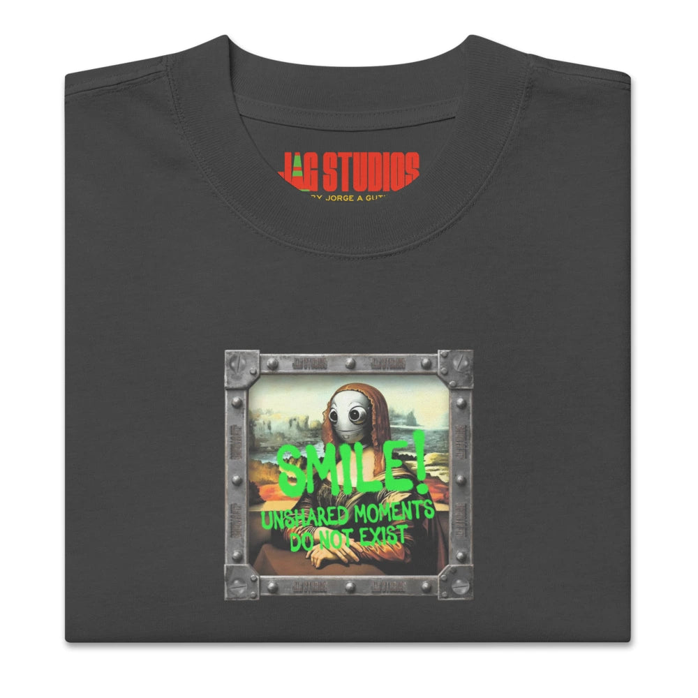 "Robo Lisa" Oversized Faded T-Shirt